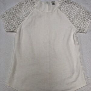 JCrew Petite XS lacy short sleeved cream t shirt